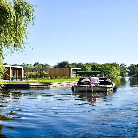 Beautiful In A Nieuw-Loosdrecht